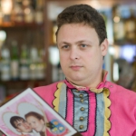 Ведущий Роман Глуховский
